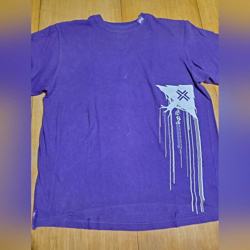 LRG purple Dripping Tree Logo T-shirt Size Large